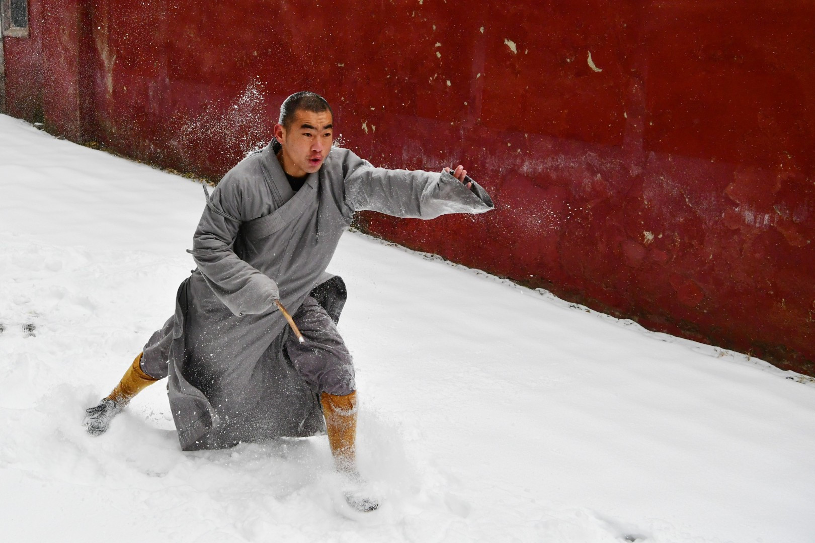 15 người chết trong bão tuyết bất thường ở Trung Quốc